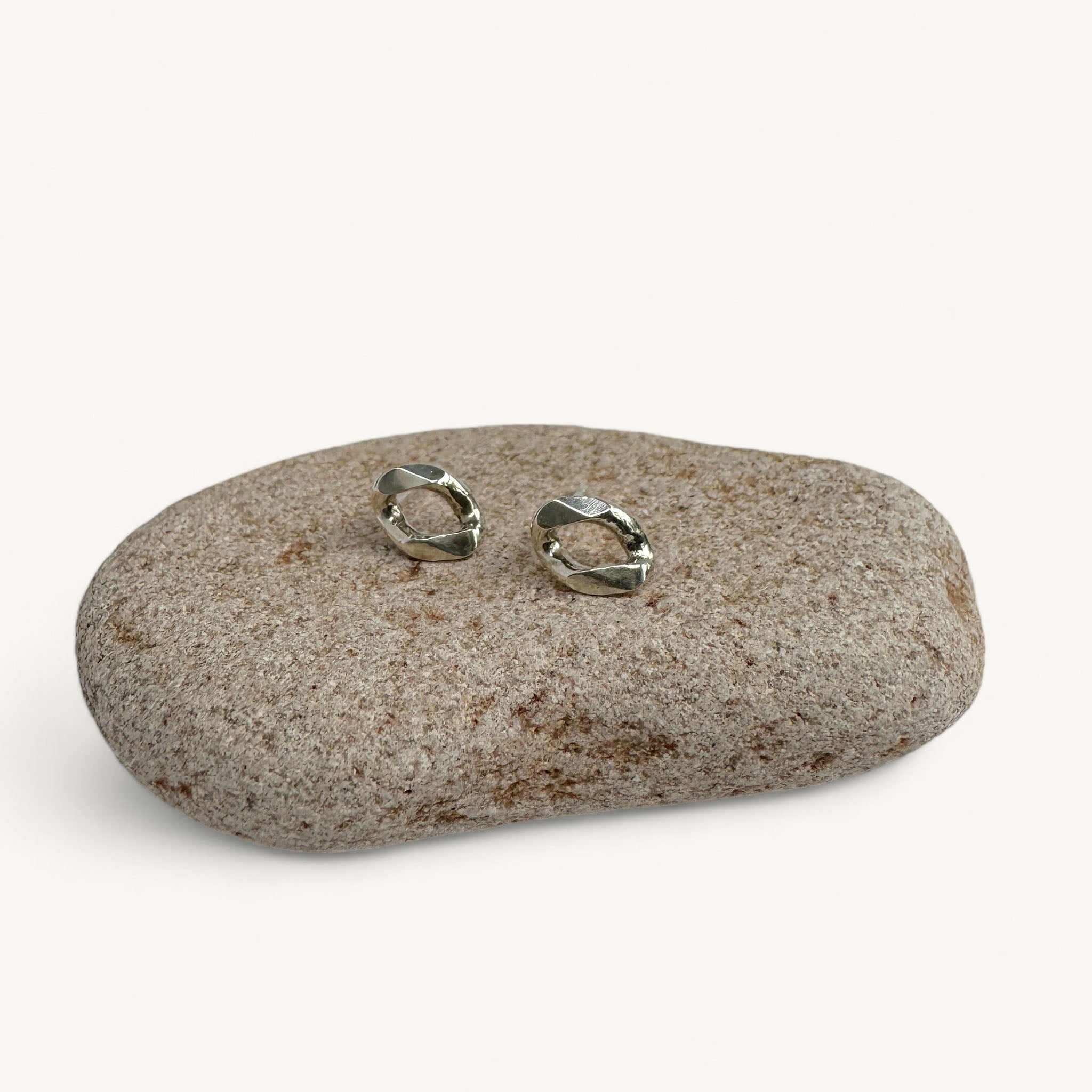 Jennifer Loiselle mini curb stud earrings in silver